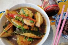 Hakka Yong Tau Fu – Stuffed Bean Curd and Vegetables